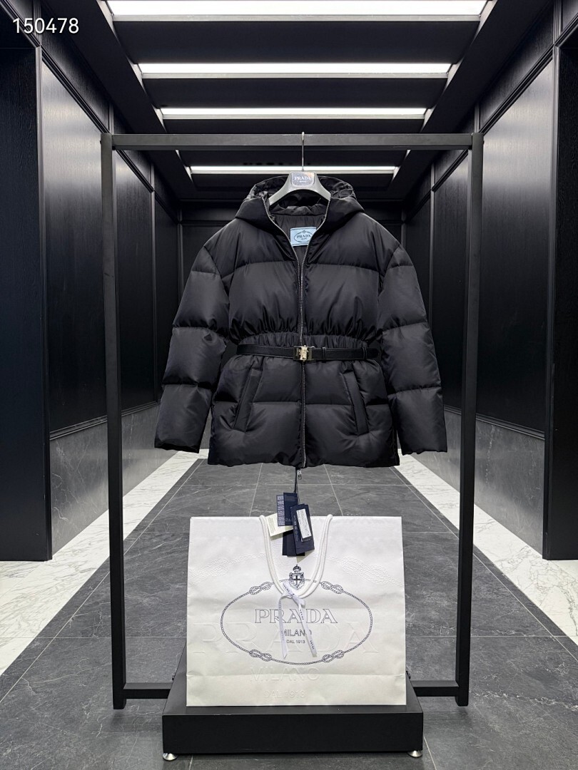 Prada sz36-40 26yr268