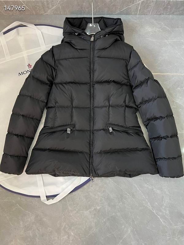 Moncler sz1-4 26yr416