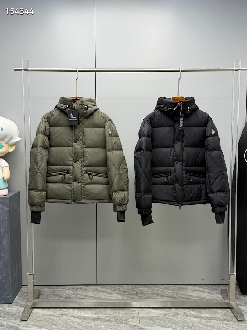 Moncler sz1-5 26yr508